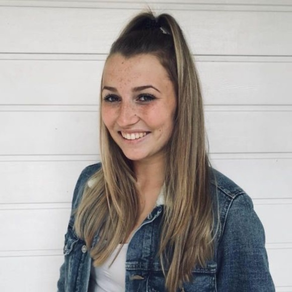 Meet your Posher, Viki - Picture 1 of 1